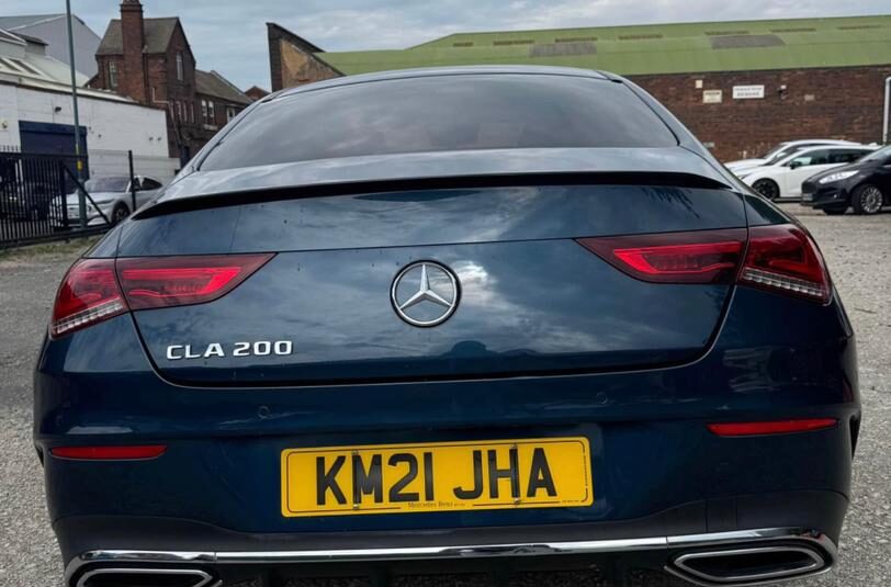 2021 Mercedes-Benz CLA 200