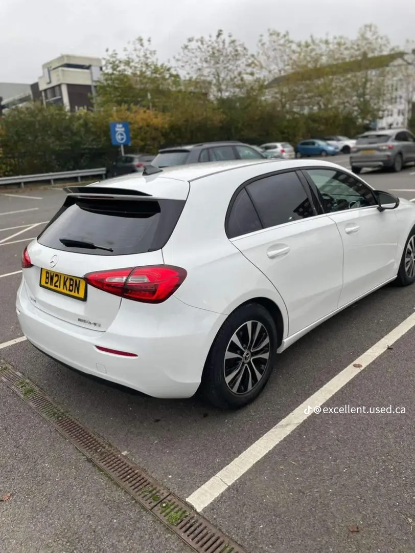 2021 MERCEDES-BENZ A180