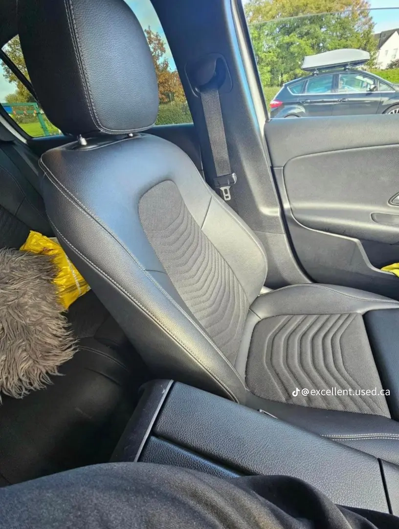 2021 MERCEDES-BENZ A180