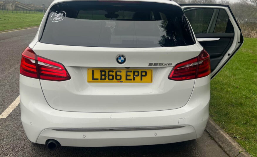 2016 BMW 225XE