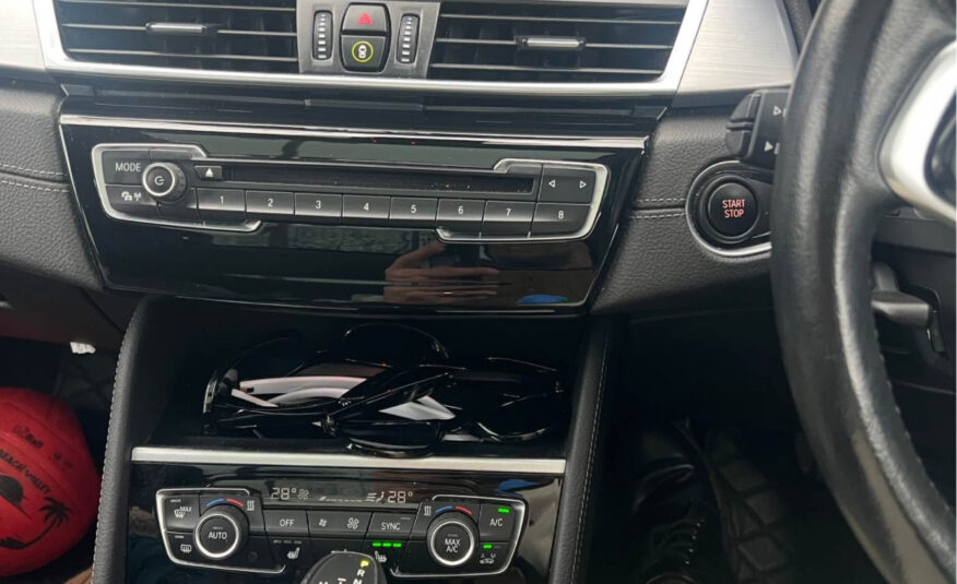2016 BMW 225XE