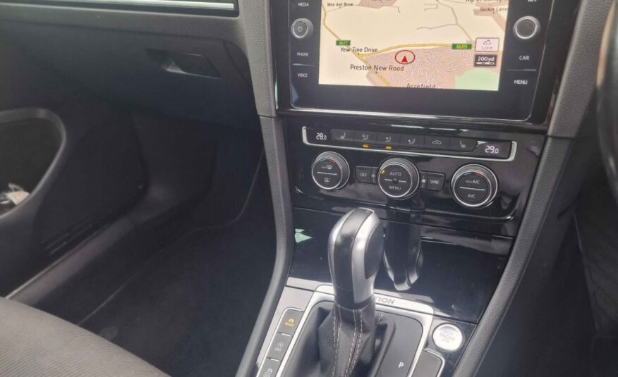 2019 Volkswagen Golf R MK7.5