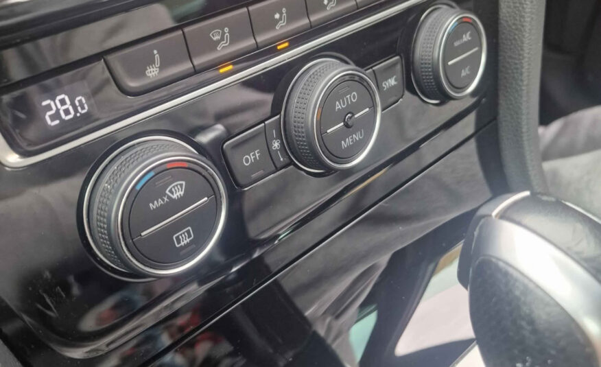 2019 Volkswagen Golf R MK7.5