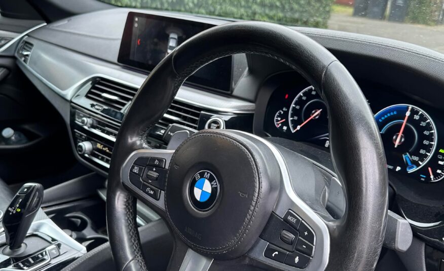 2018 BMW SERIES 5