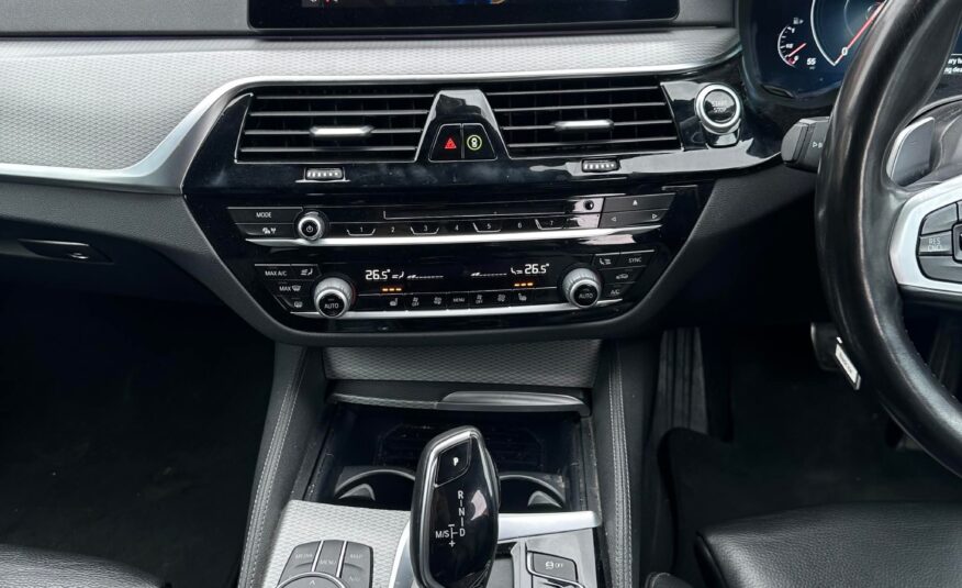 2018 BMW SERIES 5