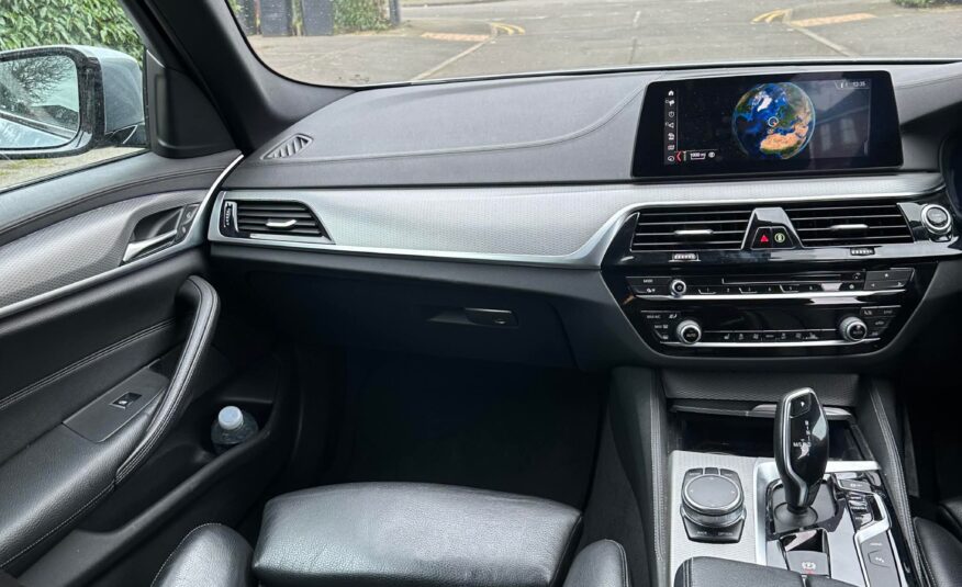 2018 BMW SERIES 5