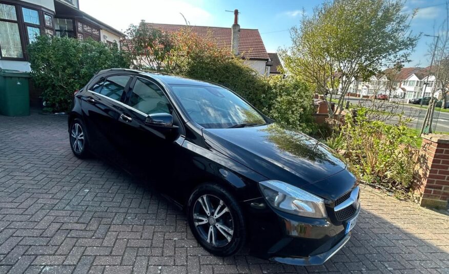2016 Mercedes-Benz A180