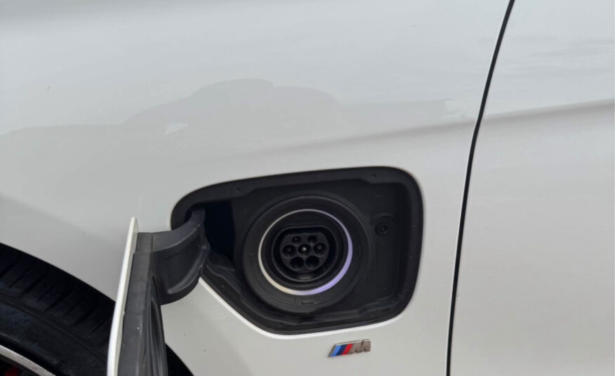 2017 BMW 330e M Sport