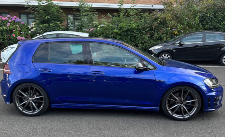 2014 Volkswagen Golf R