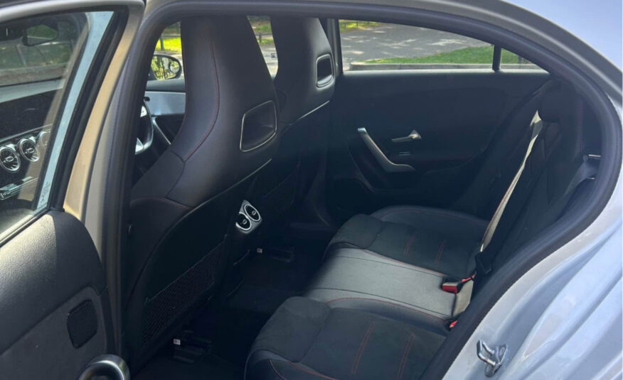 2019 Mercedes-Benz A200