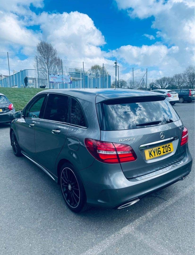 2016 Mercedes-Benz B200