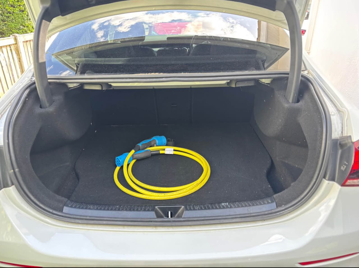 2021 Mercedes-Benz A25e